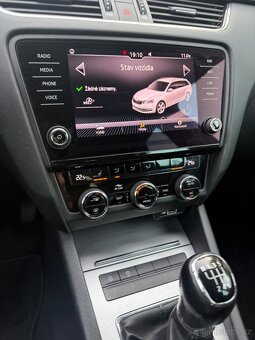 ŠKODA OCTAVIA 3 Facelift kombi top stav - 15