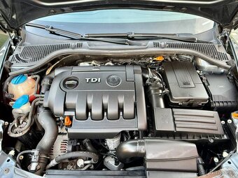 Škoda Octavia Combi Laurin&Klement II - 2.0TDi 103Kw 140Ps. - 15