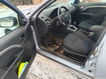 Ford Mondeo kombi 2.0 TDCi - 15