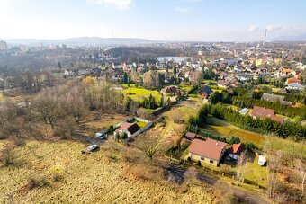Prodej stavebního pozemku 1738 m2 - 15