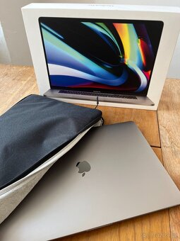 MacBook Pro 16" 2019 i7 / 16GB / 500GB / Pro 5300M - 15