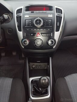 Kia Ceed 1.6 benzín+LPG, 6KVALT-KOUP. ČR,CEBIE,PO SERVISU - 15