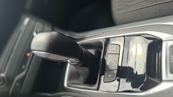 PEUGEOT 308 2014 2.0 HDI 110KW AUTOMAT, PREMIUM, NAVI - 15