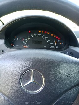 Mercedes A 170 cdi automat,výbava Elegance - 15