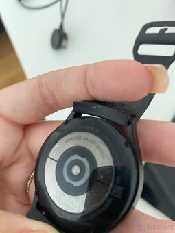 Samsung galaxy S23+ a Samsung Galaxy Watch 4 - 15