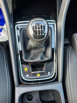 Škoda Karoq 1.5 Tsi sportline ,2022,  1 majitel servis skoda - 15