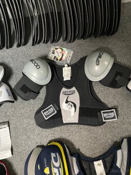 Nová juniorská hokejová ramena značky Reebok, SherWood, DR - 15