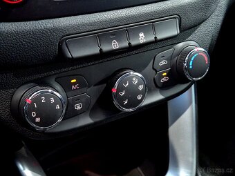 Kia Ceed 1.6 GDI 99KW Kombi Benzín TAŽNÉ REZERVOVÁNO - 15