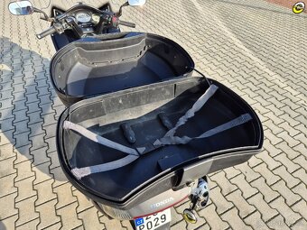 Honda Silver Wing 400 - 15