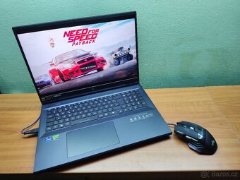 Obří 18 Predator Neo,i9-14th,140w-RTX,32gb,QHD-Top - 15
