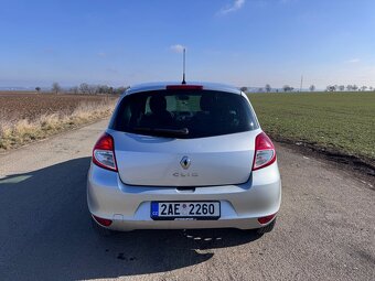 Renault Clio, 46000km, 2.majitel - 15
