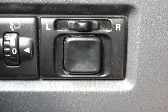 Suzuki Jimny 1,3 i ČR,1.MAJITEL,4x4,TAŽNÉ,2009 - 15