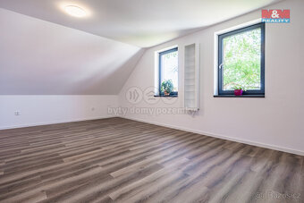 Prodej rodinného domu, 210 m2, v Kamenici n.L., ul. Dobšova - 15