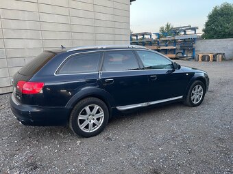 Audi a6 allroad - 15