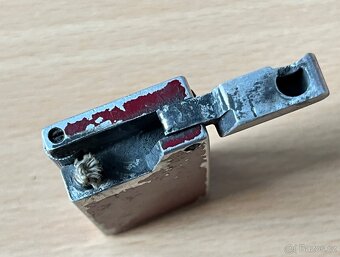 Staré zapaľovače aj Zippo a strieborné Kablo, Imco Gunlite - 15