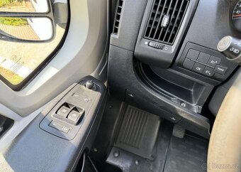Peugeot Boxer 2.2 HDi L1H1 nafta manuál 110 kw - 15