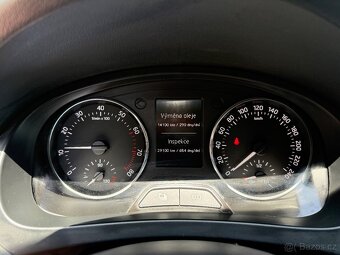 ŠKODA RAPID SPACEBACK 2015 1.2TSI AMBITION PLUS - 15