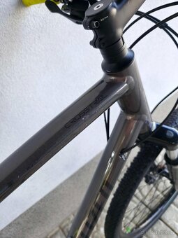 Krosové kolo Specialized CrossTrail Sport 2020 28″ - 15