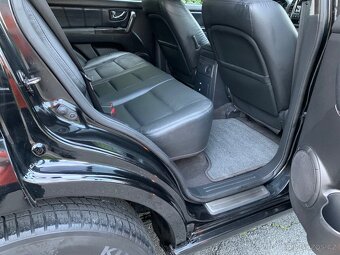 Kia Sorento 2.5 CRDi     4x4   125 kw    Automat - 15