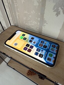iPhone 11 White / Bílý - 128 GB - 15