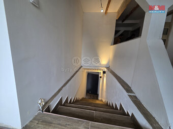 Prodej rodinného domu, 288 m², Městec Králové, ul. Žižkova - 15