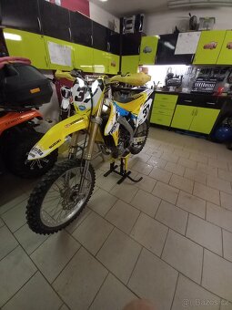 Suzuki RMZ 250 2016 po G.O - 15