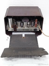 TESLA 420U TRIO - Bakelitové rádio 1956 - 15
