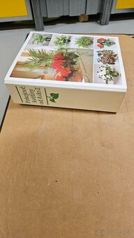 TERČ,KNIHY,DOZY,KARTY,HŘÍBEK,TERMOSKY1,9l - 15