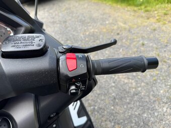 Yamaha T Max 530 Iron Max (2016) - 15
