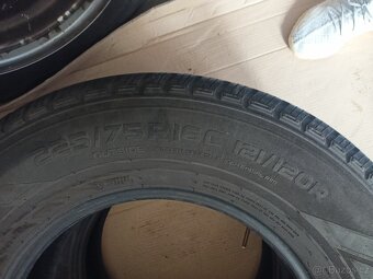 Prodám 3 x páry dodávkových pneu 225/75/16 C - 15