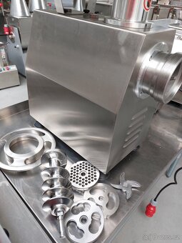 Mlýnek na maso 32 Řeznický vlček, Řezačka masa 32 - 15