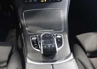 Mercedes-Benz Třídy C 220d DIS+ / Cam nafta automat - 15