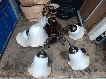 Lustry různé druhy 3 ks - 15