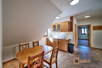 Prodej chaty 377 m², pozemek 1587 m², Černý Důl - 15