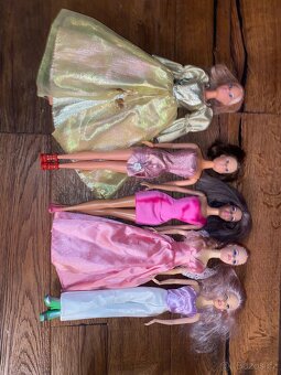 Prodám panenky barbie a jiné- SKVĚLÝ NAROZENINOVÝ DÁREK - 15