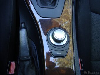 BMW Řada 3 320d EL.ŠÍBR XENONY AUTOMAT - 15