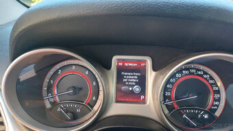 Fiat Freemont 2.0 rok v. 2011 125kW automat - 15