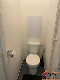 Pronájem zařízeného bytu 1+1 s balkónem, 43 m², ul. Dolní, O - 15