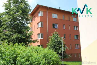 Pronájem bytu 4+1, 108 m², balkon, novostavba – Karlovy Vary - 15