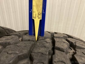 Mitsubishi Outlander 215/70/16 Nokian Outpost AT - 15