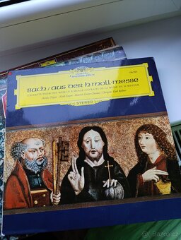 Staré nepoškozené vinylové desky - 15