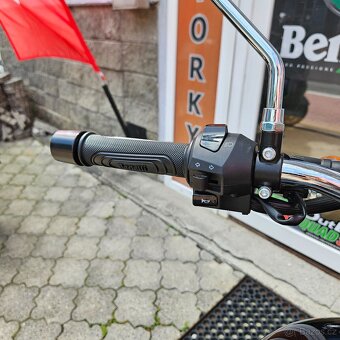 Benelli Imperiale 400,původ ČR,1.majitel,1x kufr,krásný stav - 15