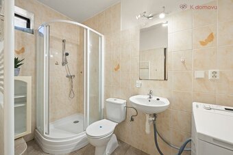 Prodej RD 5+2 v obci Kunovice s dvorkem a zahradou, okr. Uhe - 15