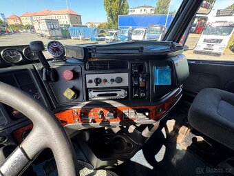 Volvo VNL 6x4 traktor - 15