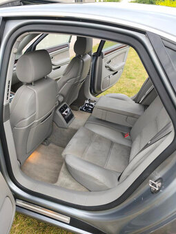 Audi A8 - 15