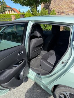 Nissan LEAF,  110kW ZERO 40kWh, ČR 1.MAJITEL, 100 % BATERIE - 15