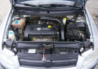 Fiat Stilo 1.6i benzín manuál 77 kw - 15