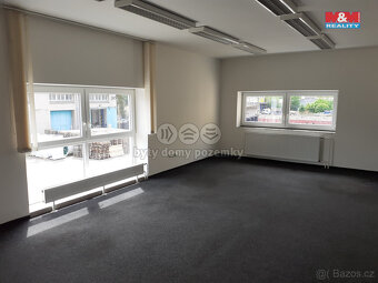 Pronájem skladu, 1802 m², Hradec Králové - 15