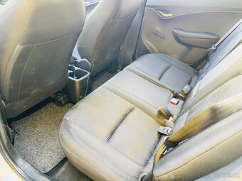 HYUNDAI IX20 1.4 i BENZÍN ALU KOLA,  NAJETO JEN 93 TIS KM - 15
