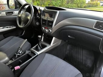 Subaru Forester SH 2.0 D 108kW 4x4 SUV ALU kola Tažné 2 tuny - 15